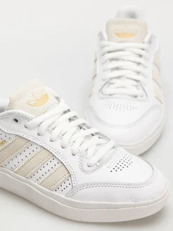 adidas Tyshawn Low Shoes