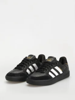 adidas Tyshawn Low Shoes