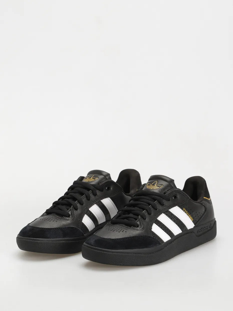 adidas Tyshawn Low Shoes
