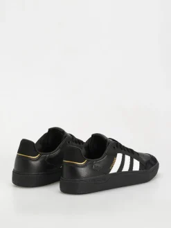 adidas Tyshawn Low Shoes