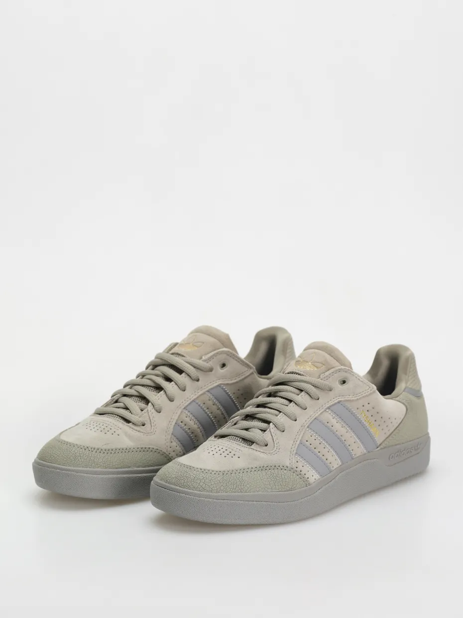 adidas Tyshawn LOW Shoes