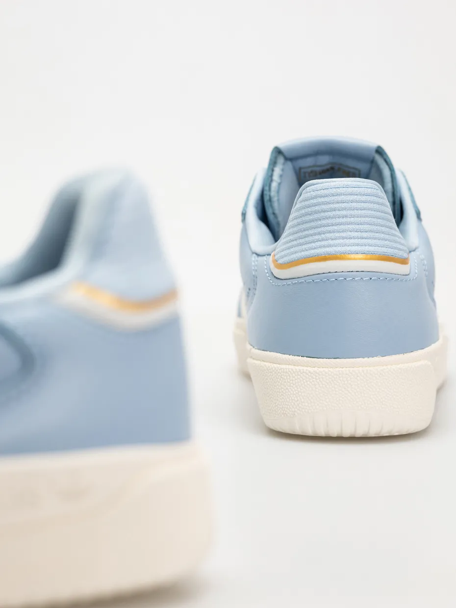 adidas Tyshawn Low Shoes
