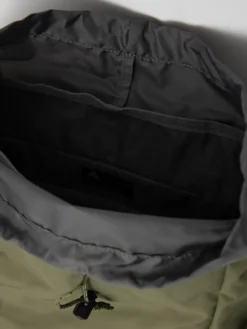 Burton Tinder 2.0 30L Backpack