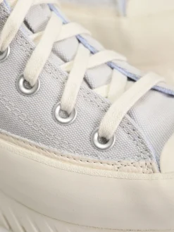 Converse Chuck Taylor All Star Lugged 2.0 Hi Shoes