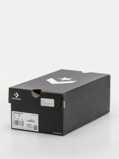 Converse Essential Flip-flops
