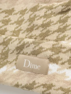 Dime Wavetooth Cuff Beanie