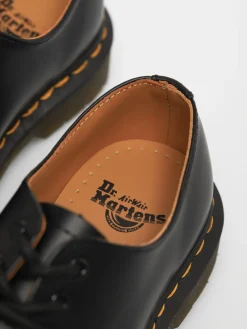Dr. Martens 1461 Shoes