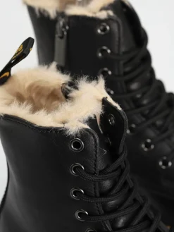 Dr. Martens Jadon FL Shoes Wmn
