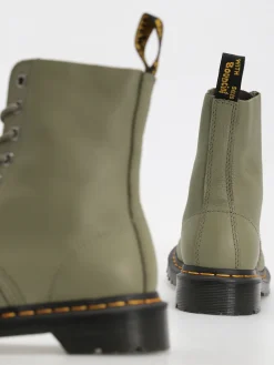 Dr. Martens Shoes 1460 Pascal Wmn