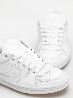 eS Accel Shoes