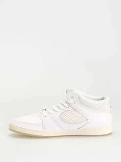 eS Accel Slim Mid Shoes