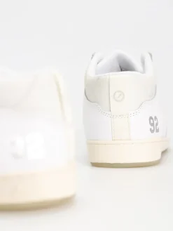 eS Accel Slim Mid Shoes