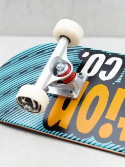 Foundation Star Skateboard
