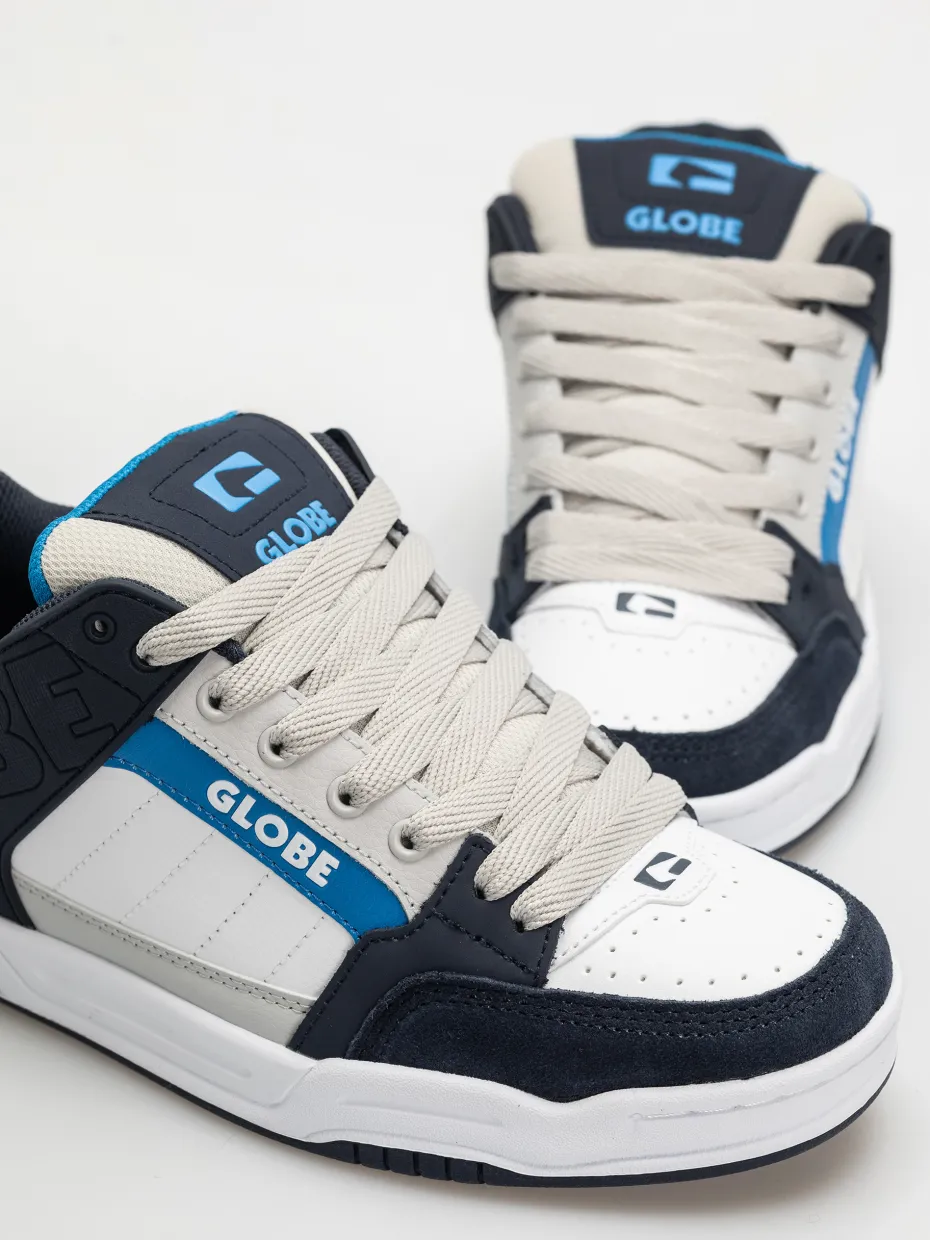 Globe Shoes Tilt