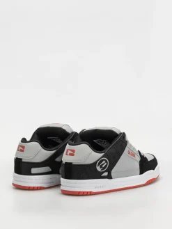 Globe Shoes Tilt