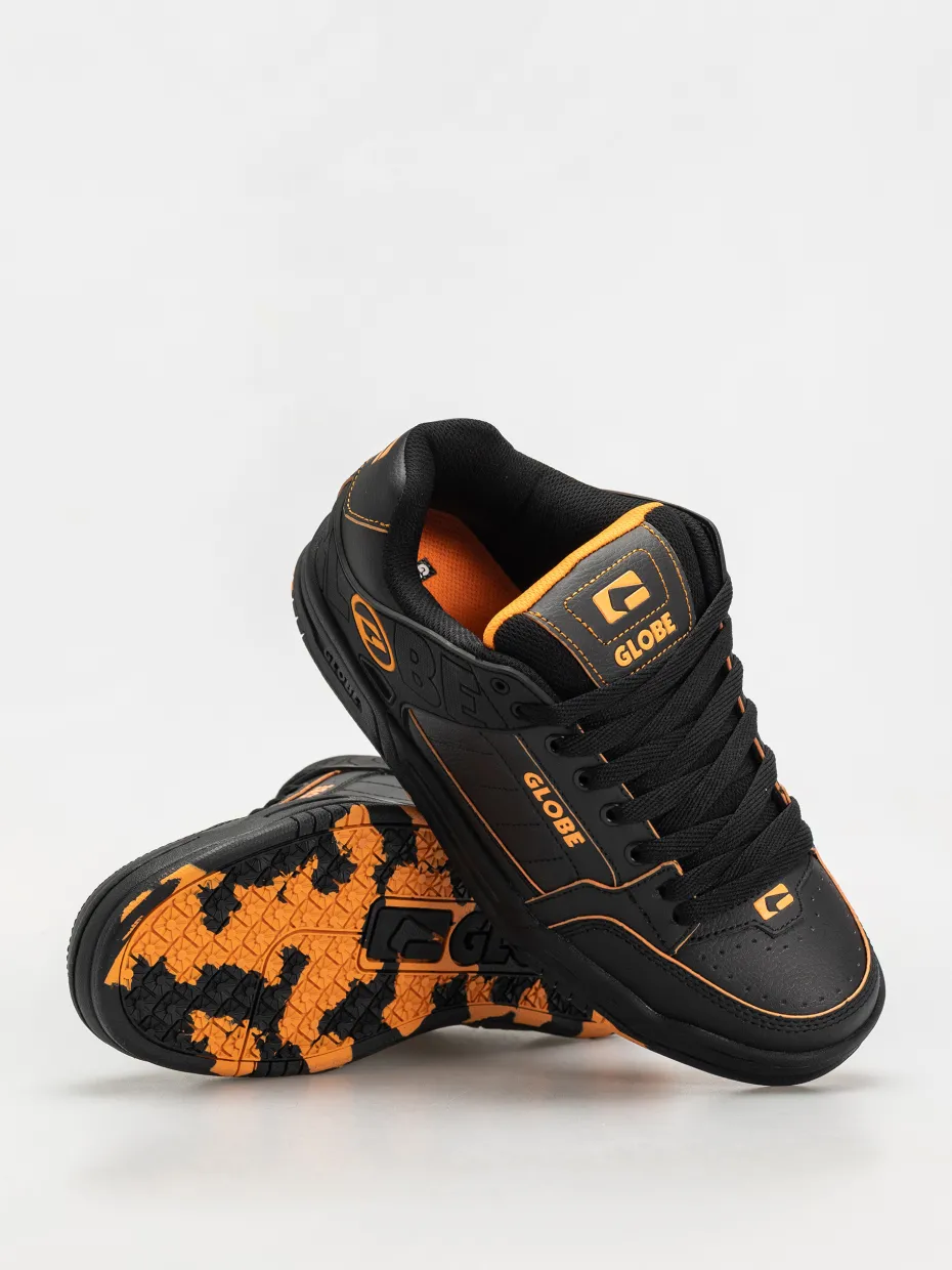 Globe Shoes Tilt