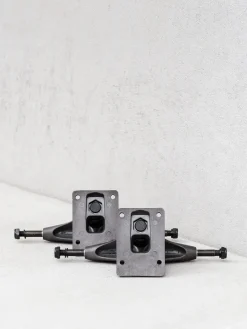 Globe Slant Standard Trucks
