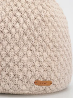 Level Debby Beanie