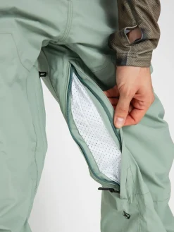 Mens Volcom Snowboard pants L Gore Tex