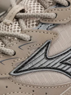 Mizuno MXR Tech Shoes