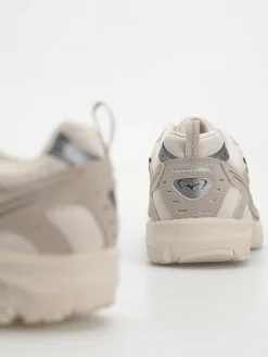 Mizuno MXR Tech Shoes
