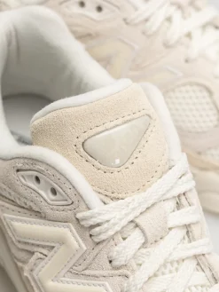 New Balance 9060 JR Shoes