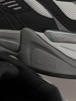 New Balance 9060 JR Shoes