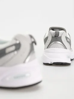 New Balance 530 JR Shoes