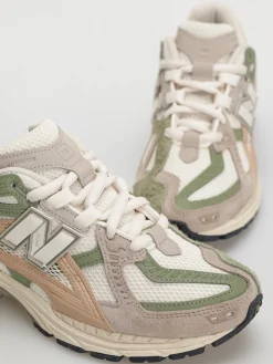 New Balance 1906 Shoes