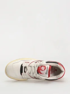 New Balance 550 Shoes