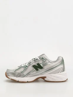 New Balance 740 Shoes