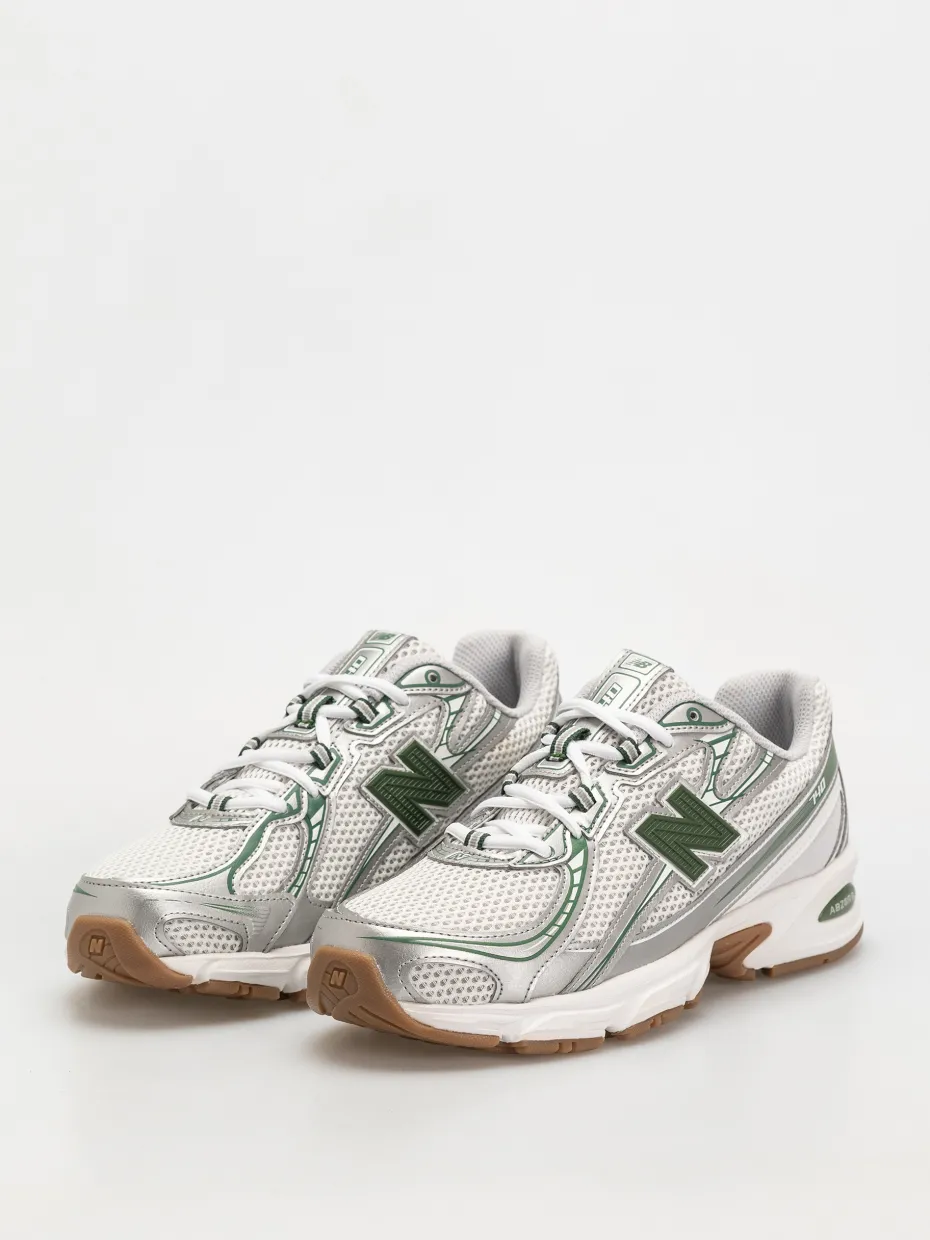 New Balance 740 Shoes