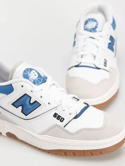 New Balance 550 Shoes