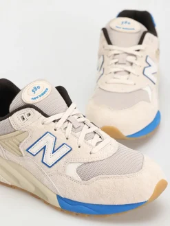 New Balance 580 Shoes