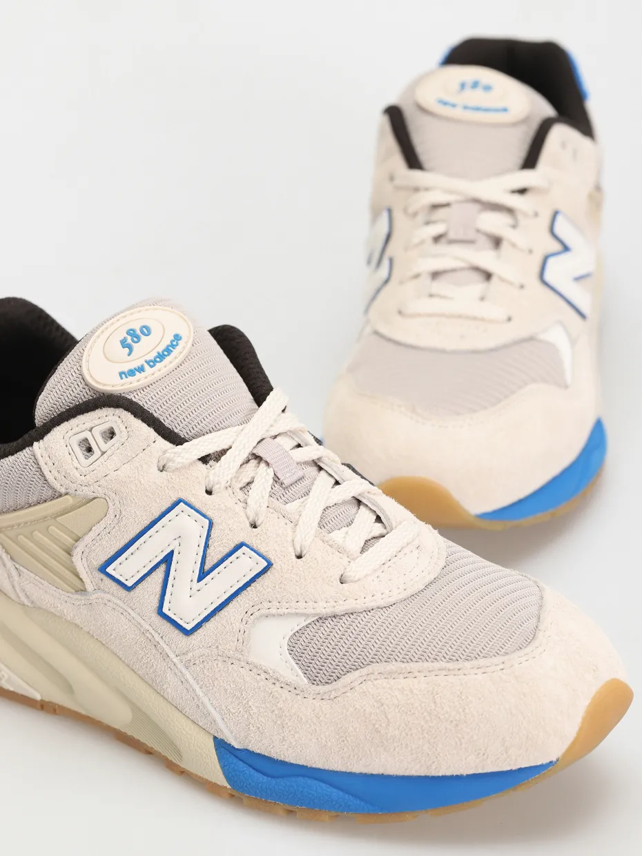 New Balance 580 Shoes