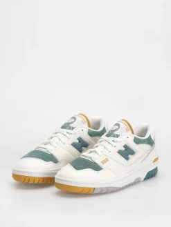 New Balance 550 Shoes