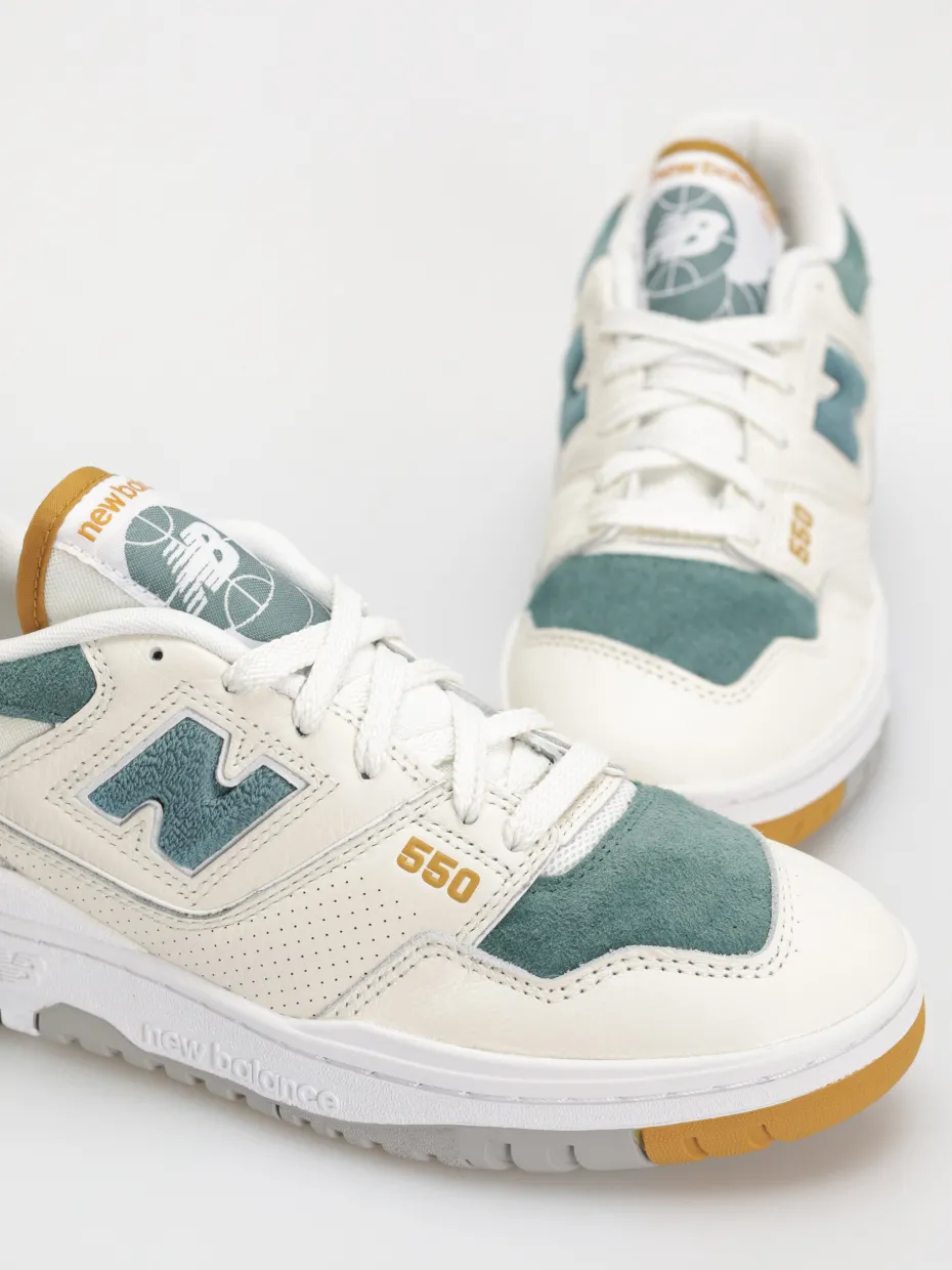 New Balance 550 Shoes