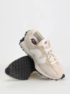 New Balance 327 Shoes