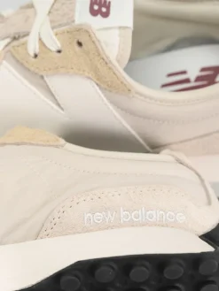 New Balance 327 Shoes