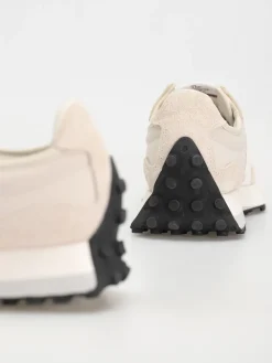 New Balance 327 Shoes