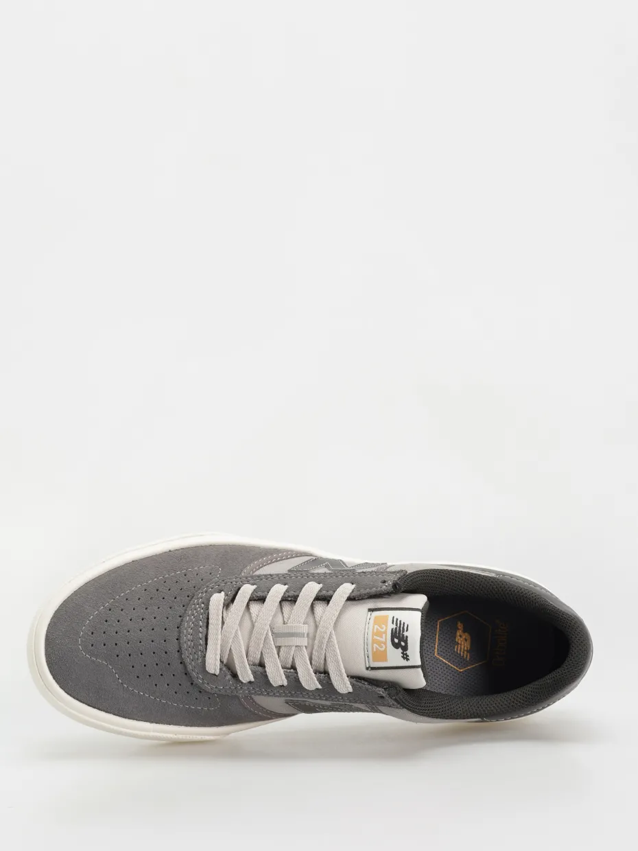 New Balance 272 Shoes
