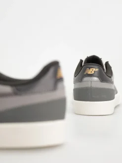 New Balance 272 Shoes