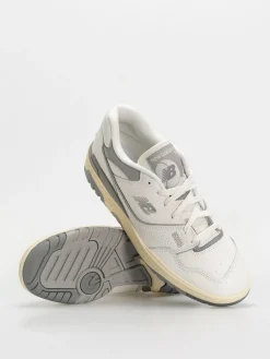 New Balance 550 Shoes