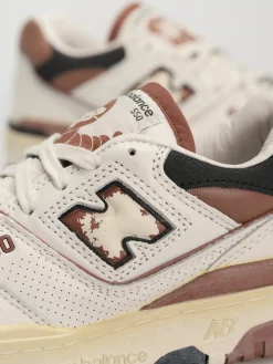 New Balance 550 Shoes
