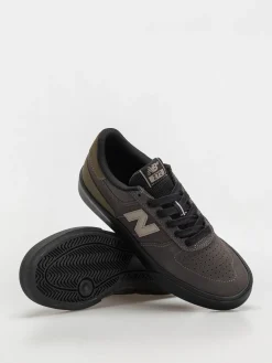 New Balance 272 Shoes