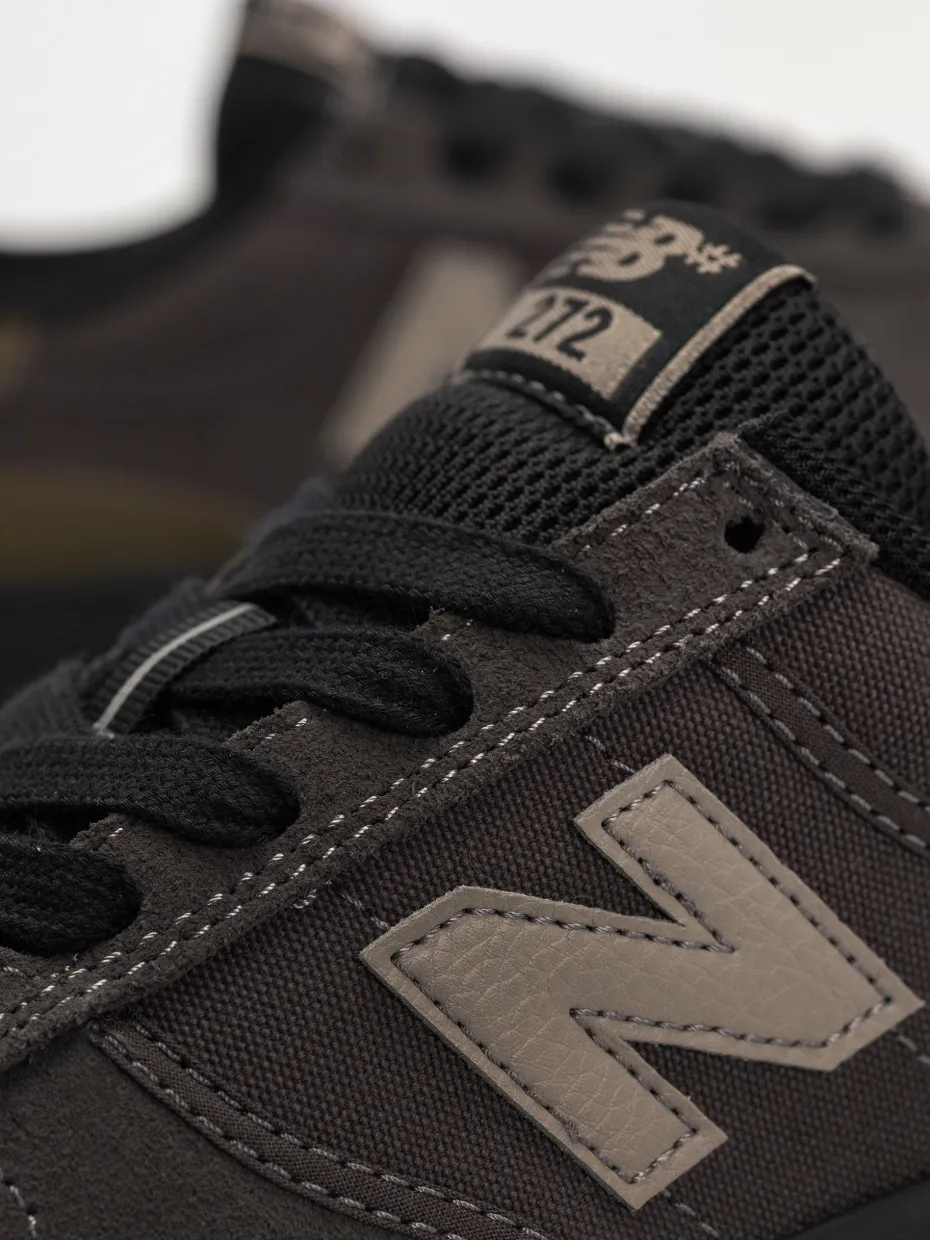 New Balance 272 Shoes