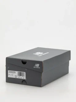 New Balance 9060 Shoes