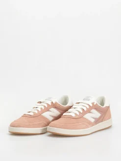 New Balance 440 Shoes