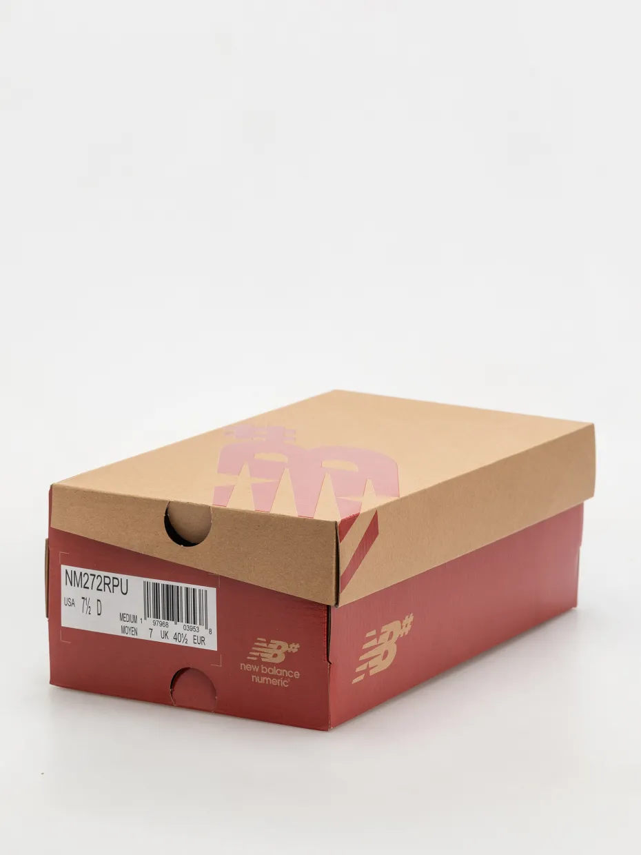 New Balance 272 Shoes