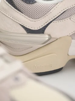 New Balance 9060 Shoes